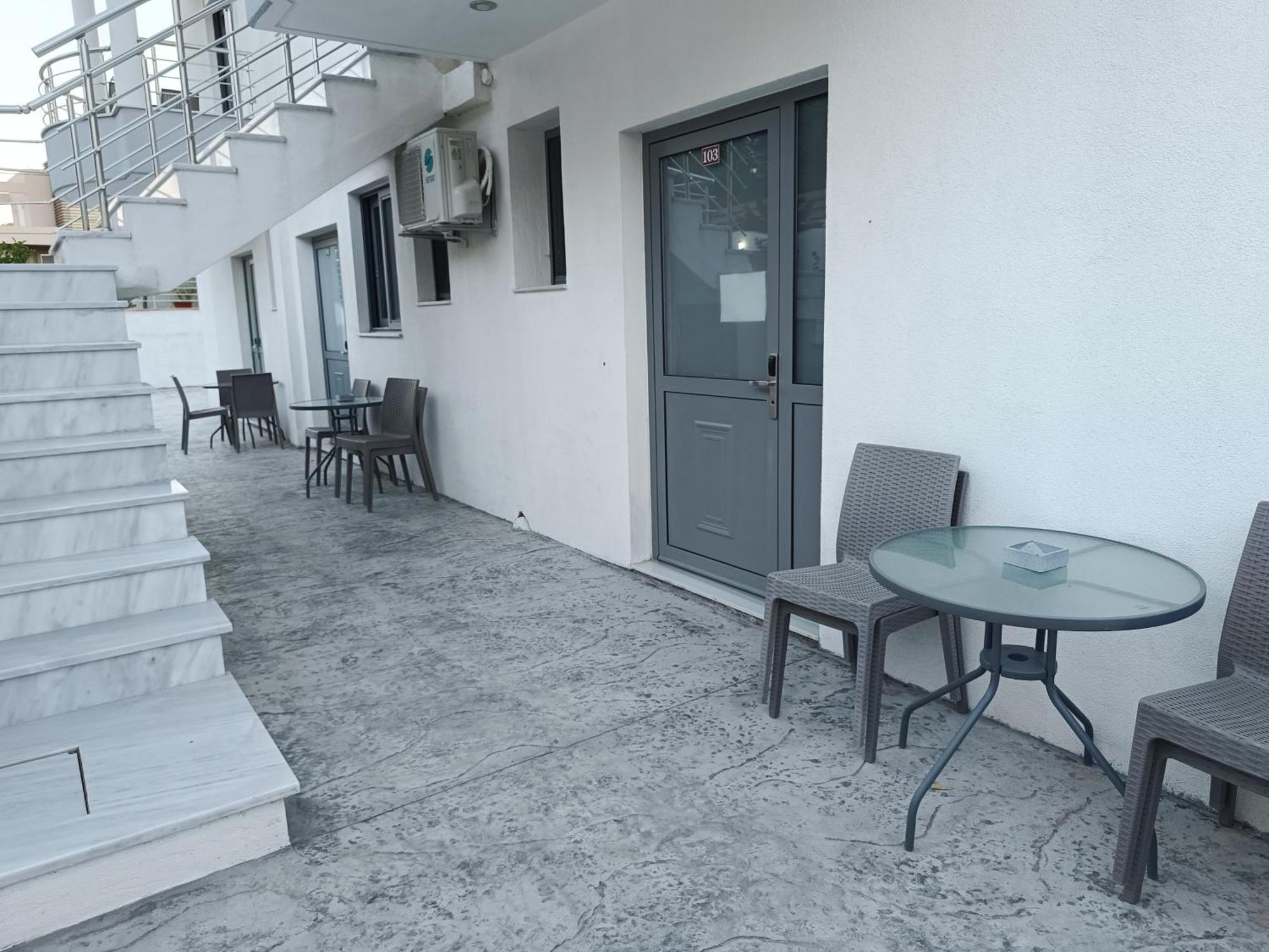 Sun Day Apartments Free Airport Shuttle Artémida Rom bilde